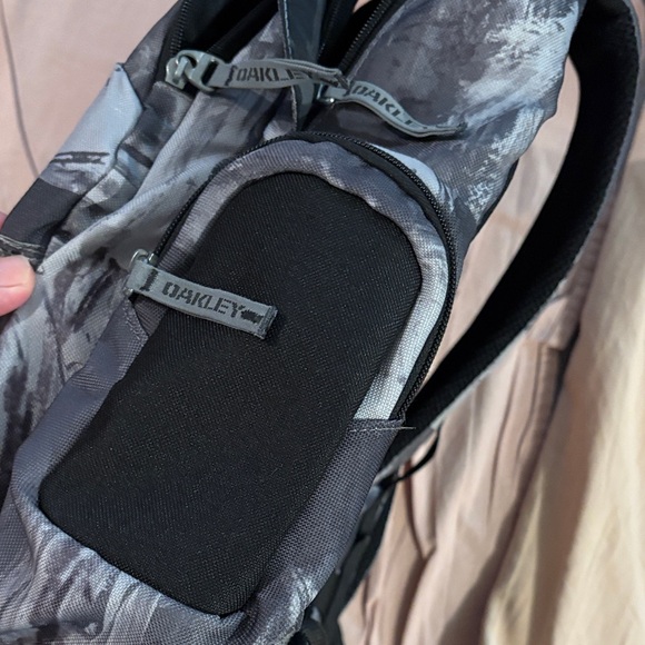Oakley Camouflage Black and Gray Backpack - Picture 4 of 10